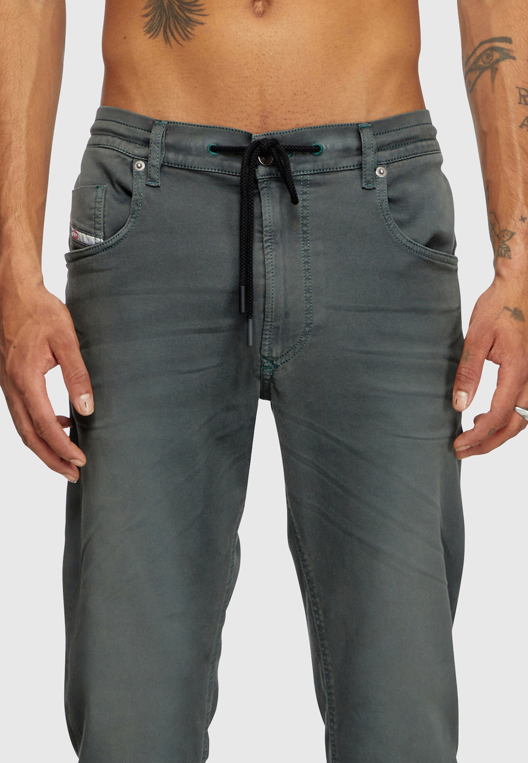 Diesel - Man's Regular 2032 D-Krooley Joggjeans® 0670M, Grey - 5